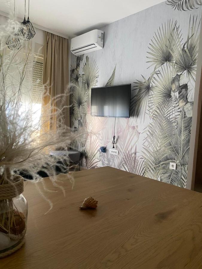 Solaris Apartments بودفا المظهر الخارجي الصورة