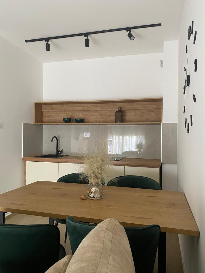Solaris Apartments بودفا المظهر الخارجي الصورة