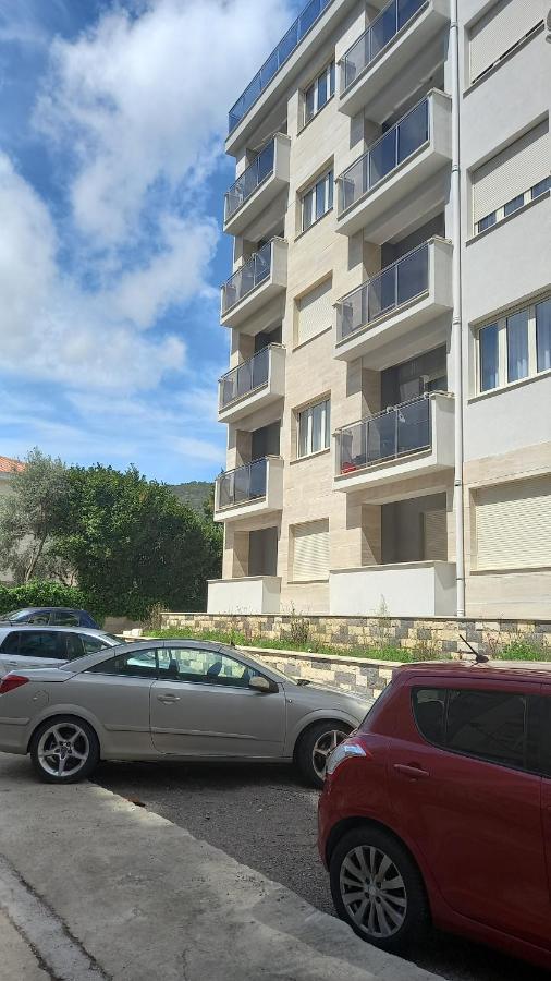 Solaris Apartments بودفا المظهر الخارجي الصورة