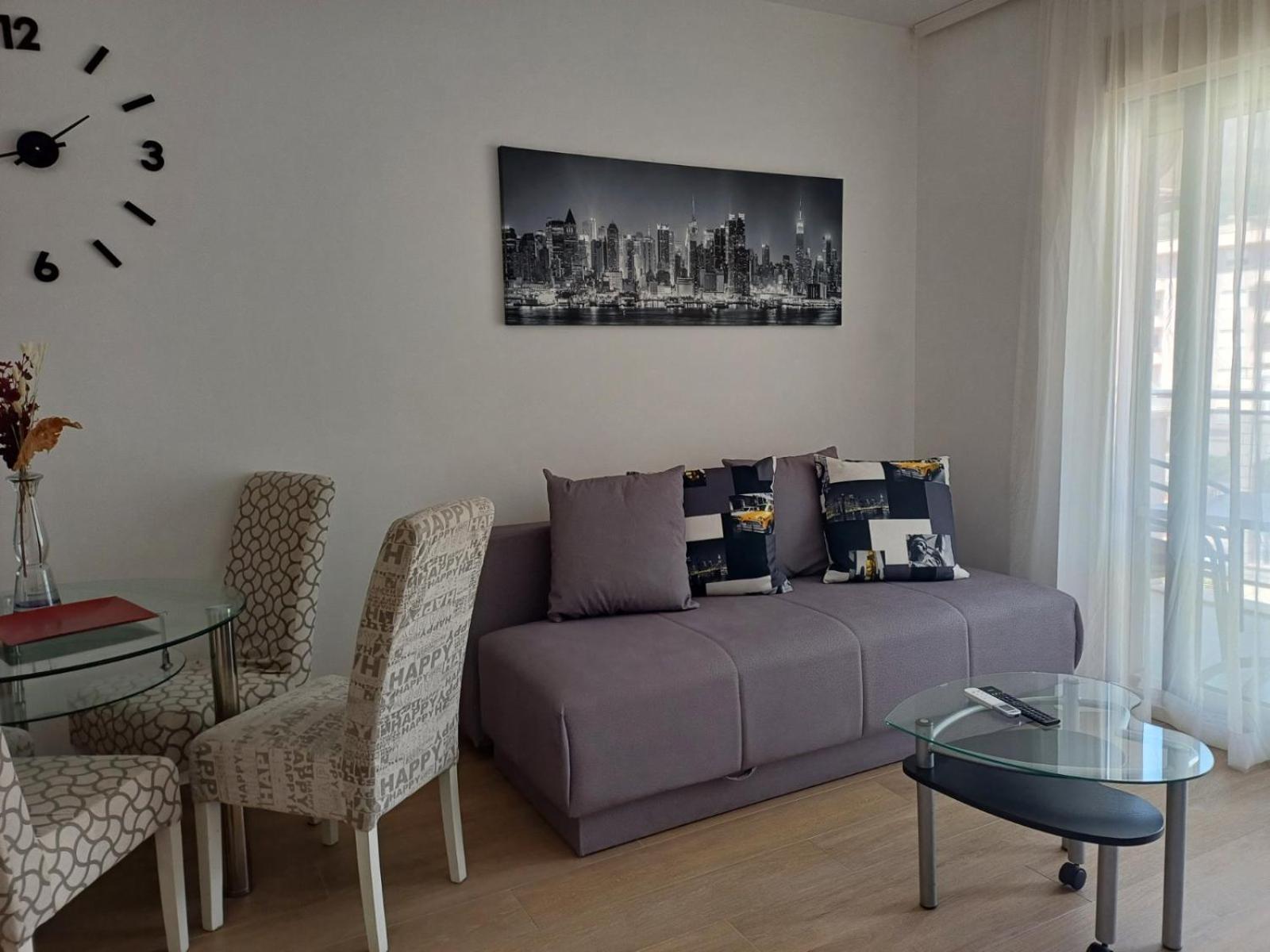 Solaris Apartments بودفا المظهر الخارجي الصورة